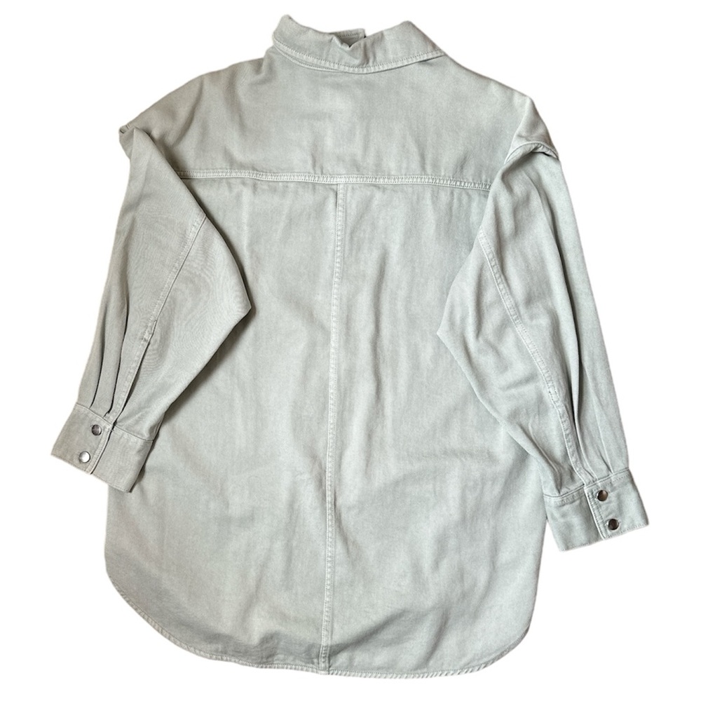 H&M Oversized Button-Up - Picture 2 of 4